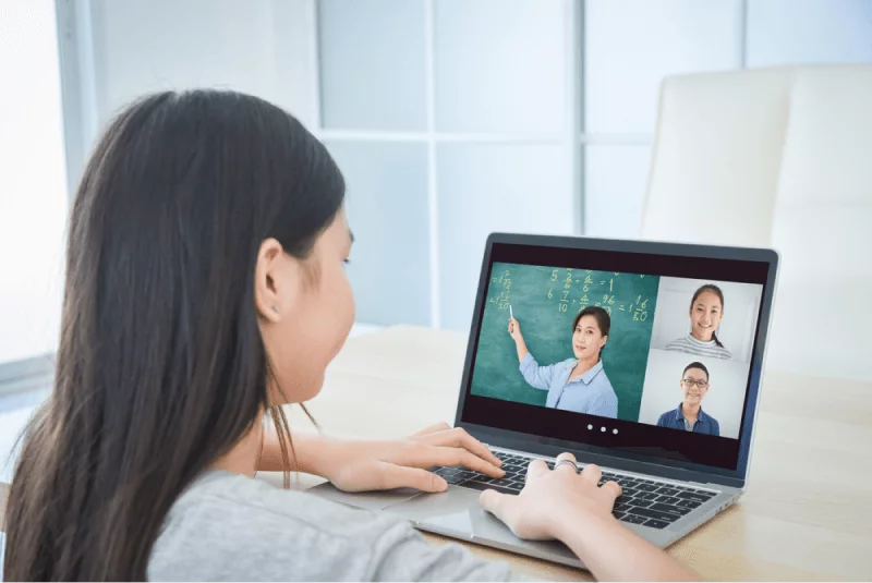 female student taking her online classes